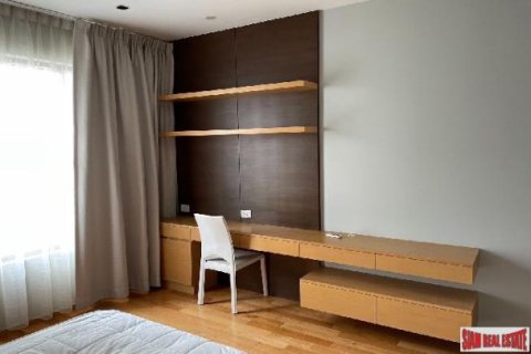 3 bedrooms Apartment in Bangkok, Thailand No. 96319 2