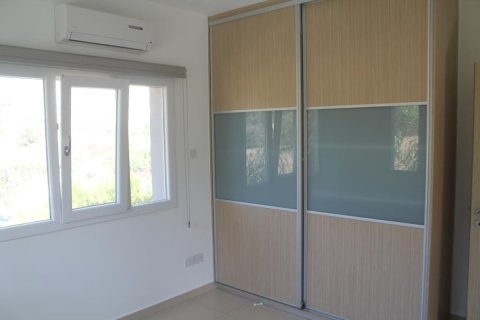 Вилла с 5 спальнями в Лимассол, Кипр №105832 13