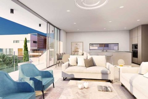 5 bedrooms Villa in Chloraka, Cyprus No. 84336 2