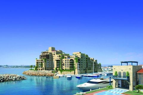 3 bedrooms Apartment in Limassol, Cyprus No. 37970 3