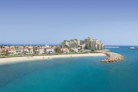 3 bedrooms Apartment in Limassol, Cyprus No. 37970 1