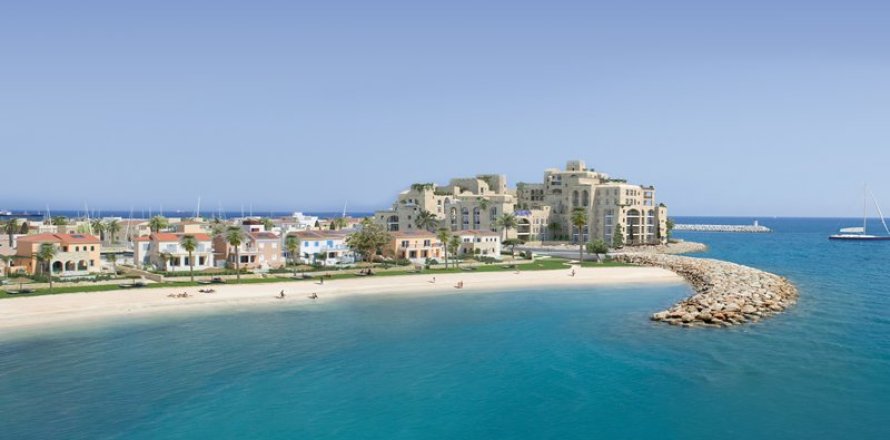 3 bedrooms Apartment in Limassol, Cyprus No. 37970