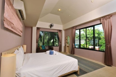 4 bedrooms Villa in Rawai, Thailand No. 97169 19