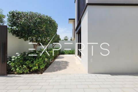 Вилла с 5 спальнями в Бавария Таун, Вьетнам №72650 1