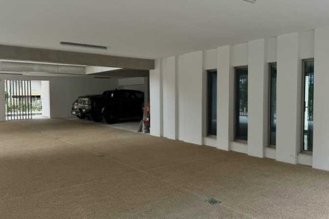 2 bedrooms Apartment in Germasogeia, Cyprus No. 33225 6