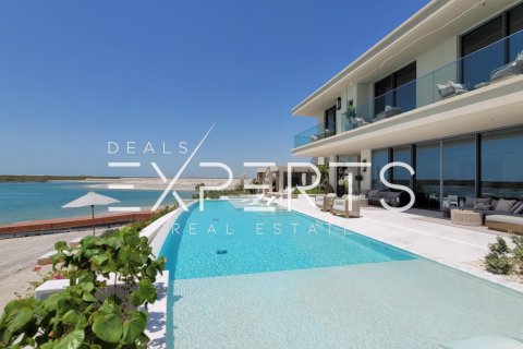 4 bedrooms Villa in Binh Duong, Vietnam No. 86016 1