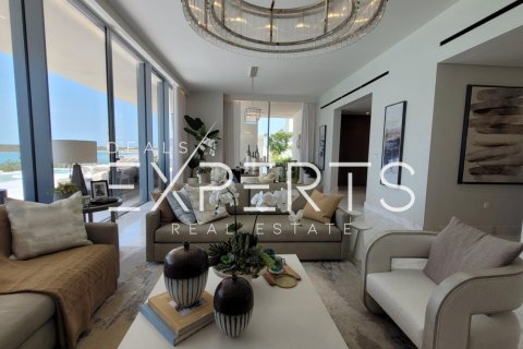 4 bedrooms Villa in Binh Duong, Vietnam No. 86016 3