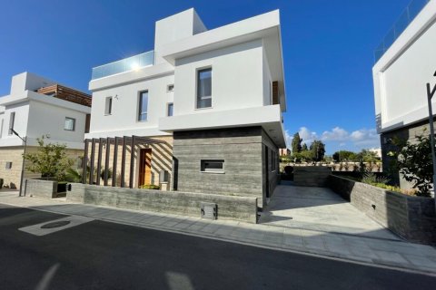 3 bedrooms Villa in Paphos, Cyprus No. 106963 15
