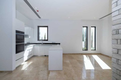 5 bedrooms Villa in Pegeia, Cyprus No. 80769 9