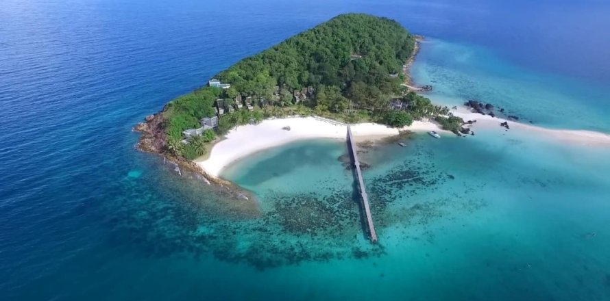 160000m² Land in Trat, Thailand No. 97399