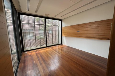 4 bedrooms House in Bangkok, Thailand No. 96431 27