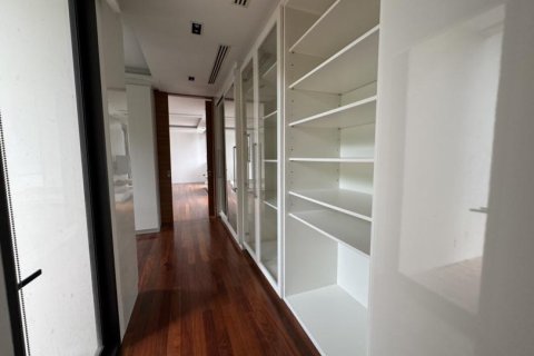 4 bedrooms House in Bangkok, Thailand No. 96431 22