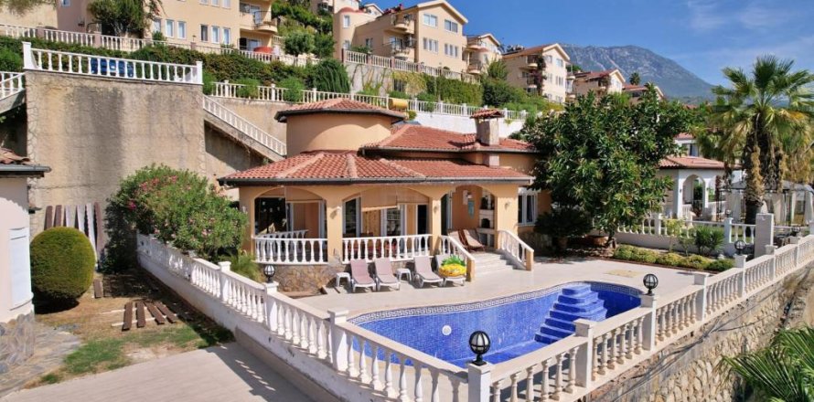 3 rooms Villa in Mahmutlar, Turkey No. 21210