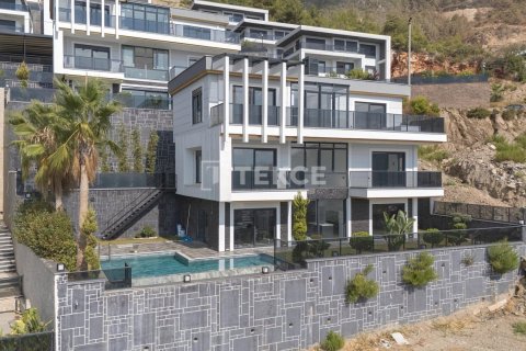 5 bedrooms Villa in Alanya, Turkey No. 13816