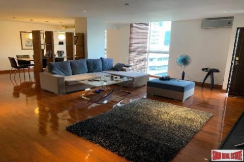 3 bedrooms Apartment in Bangkok, Thailand No. 98126 1