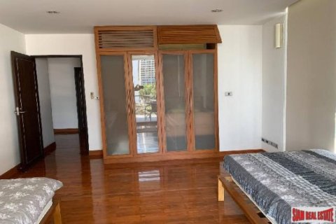 3 bedrooms Apartment in Bangkok, Thailand No. 98126 18