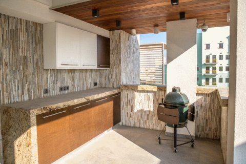 Квартира с 5 спальнями в Лимассол, Кипр №106131 6