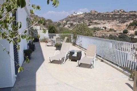 5 bedrooms Villa in Limassol, Cyprus No. 100762 7