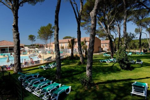 2 bedrooms House in Calvisson, France No. 69439 13