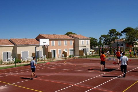 2 bedrooms House in Calvisson, France No. 69439 10