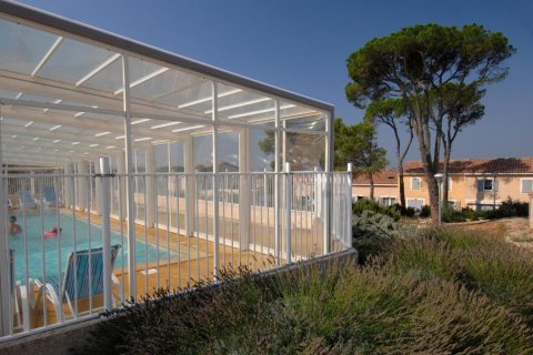 2 bedrooms House in Calvisson, France No. 69439 11