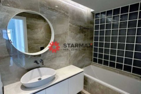 3 bedrooms Apartment in Agios Athanasios, Cyprus No. 82811 8