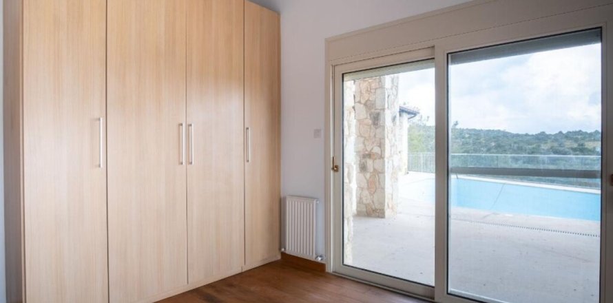 Studio Villa in Paphos, Cyprus No. 105115