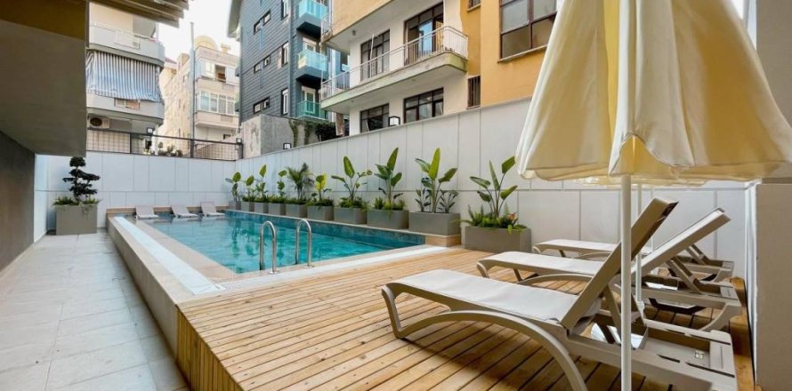 4 rooms Apartment in Alanya, Turkey No. 18062