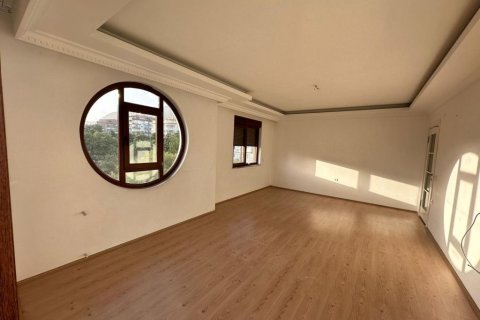 4 rooms Apartment in Alanya, Turkey No. 120746