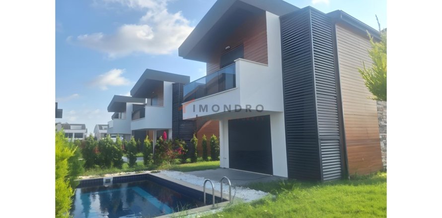 3 bedrooms Villa in Manavgat, Turkey No. 121130