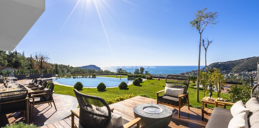 3 dormitorios Villa en Alanya, Turkey No. 123841