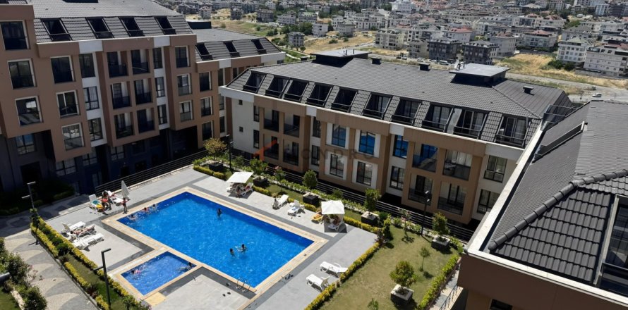 5 chambres Appartement à Beylikduezue, Turkey No. 123394