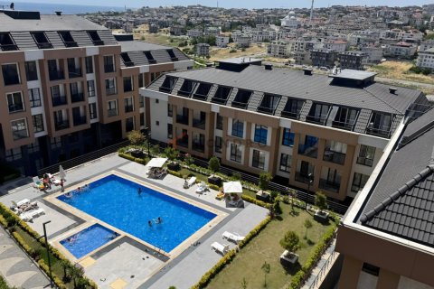 5 dormitorios Apartment en Beylikduezue, Turkey No. 123394
