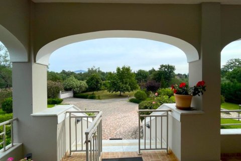 3 bedrooms Villa in Corfu, Greece No. 78202 6