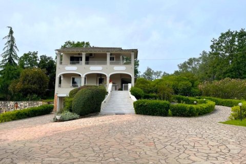 3 bedrooms Villa in Corfu, Greece No. 78202 2
