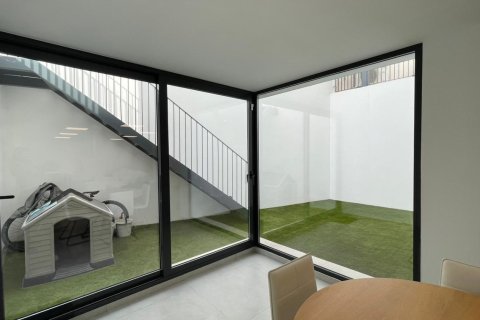 139m² Villa à Long Dinh, Vietnam No. 27693 12