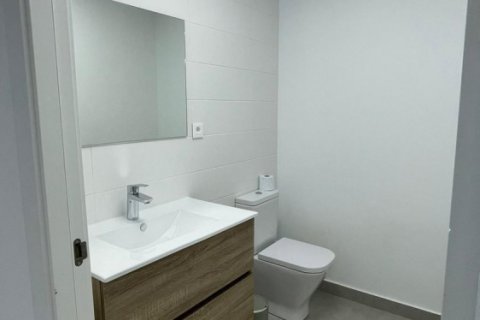 139m² Villa à Long Dinh, Vietnam No. 27693 13