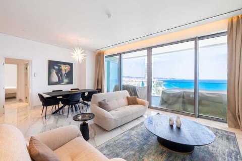 3 bedrooms Apartment in Limassol, Cyprus No. 103774 2