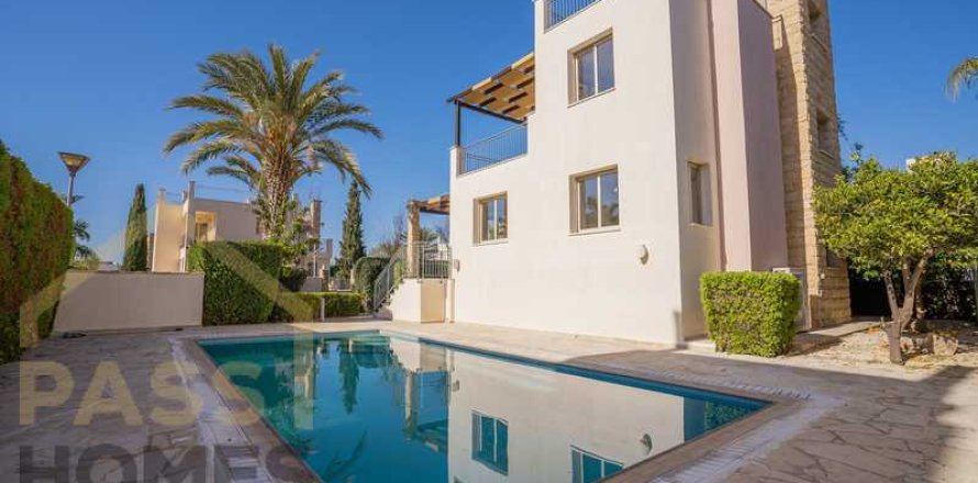 3 chambres House à Polis, Cyprus No. 101124