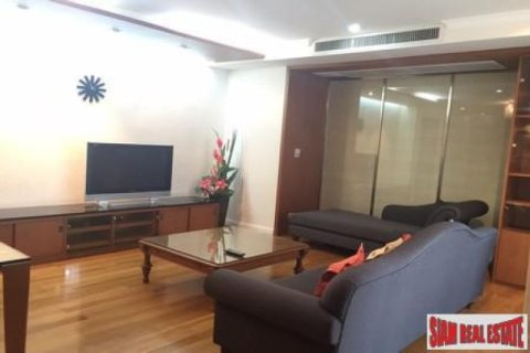 3 bedrooms Apartment in Bangkok, Thailand No. 95788 7