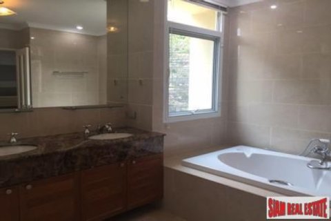 3 bedrooms Apartment in Bangkok, Thailand No. 95788 12