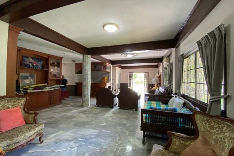 4 bedrooms House in Chiang Mai, Thailand No. 98182 13