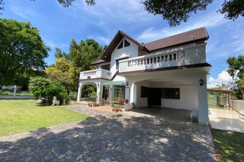 4 bedrooms House in Chiang Mai, Thailand No. 98182 3