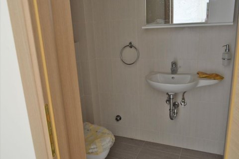 172m² Commercial property in Glyfada, Greece No. 60268 9