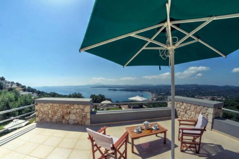 7 rooms Villa in Corfu, Greece No. 60553 8
