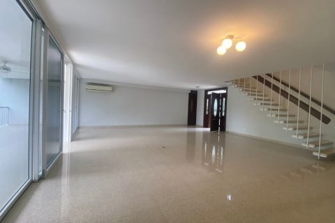 4 bedrooms House in Panama City, Panama No. 110159 15