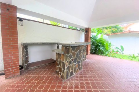 4 bedrooms House in Panama City, Panama No. 110159 5