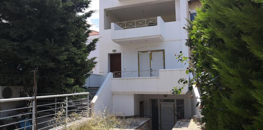 3 bedrooms Maisonette in Loutraki, Greece No. 109575