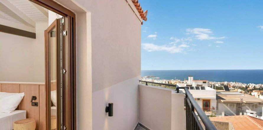 8 rooms Hotel in Hersonissos, Greece No. 55955