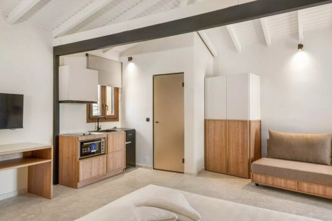 8 rooms Hotel in Hersonissos, Greece No. 55955 5